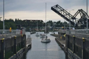 40 Amazing Experiences Around Seattle - Ballard Locks