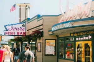 0 Amazing Experiences Around Seattle - Ivar's Restaurant