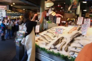 40 Amazing Experiences Around Seattle - Flying Fish at Pike Place Market